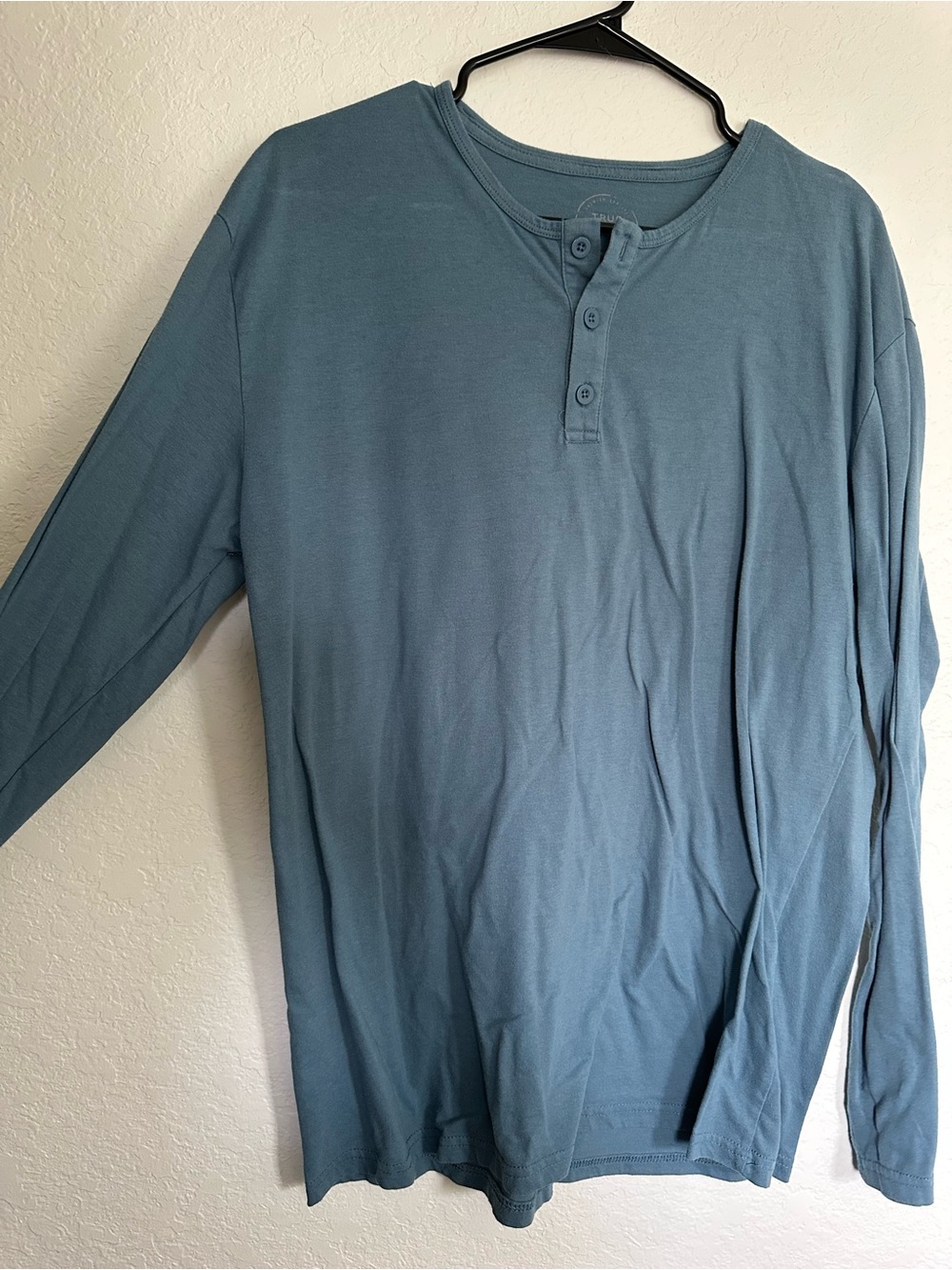 True Classic- Men's Long-Sleeve Henley Shirt - Slate Blue
